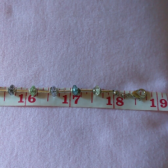 GARGANTUAN SILVER BLUE & TRANSPARENT STONS. - Picture 4 of 6